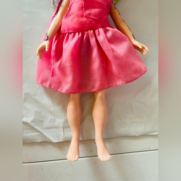 Rainbow HighRainbow High Rainbow Surprise 14-inch doll – Rainbow Dream D… - Picture 5 of 8